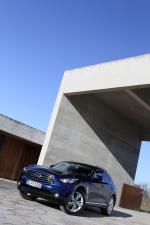Infiniti FX30d GT Premium 2012 года